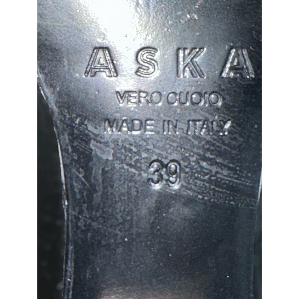 ASKA Women's Patent Leather Mid Heel Mules - 100% Exclusive - Picture 8 of 9